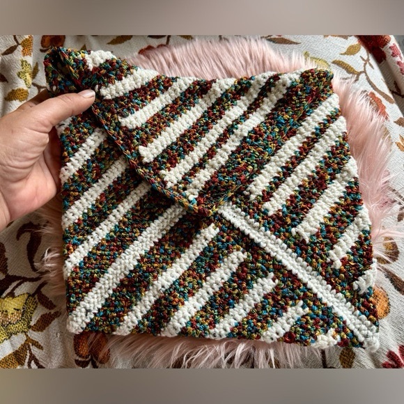 White and Red Cosmetic Bag with Bold Stripes - Picture 2 of 4